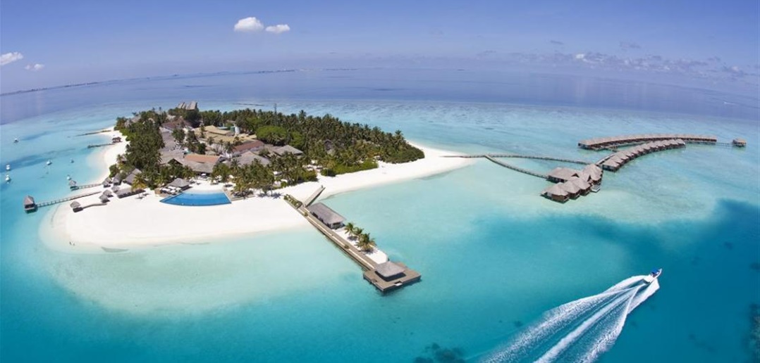 Son yılların en gözde yerlerinde olan Maldivler Balayı çiftlerinin akınına uğramaktadır. Peki bize en çok sorulan Maldivler Nerede? Uçakla Kaç Saat? olmaktadır.